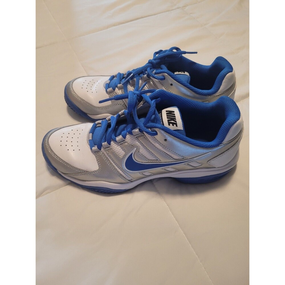 Nike Air Serve Men's White Blue Size 9 Classic Tennis Style Shoe
